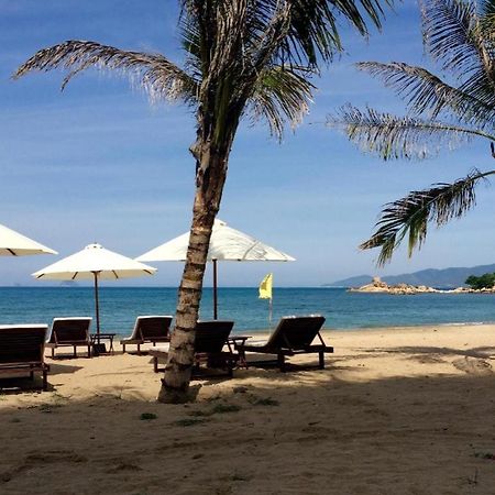 La Mer Hotel На Транг Екстериор снимка