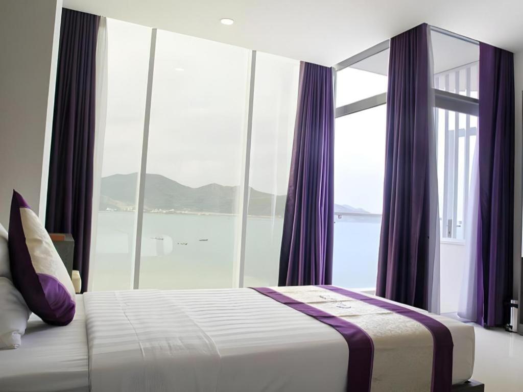La Mer Hotel На Транг Екстериор снимка