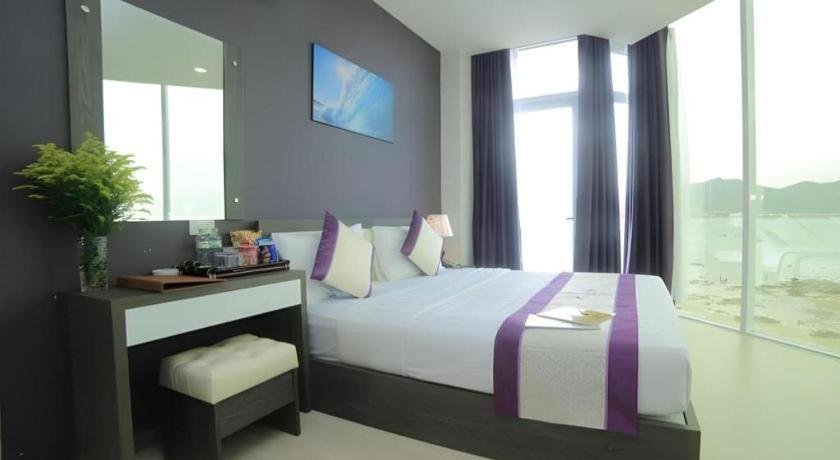 La Mer Hotel На Транг Екстериор снимка