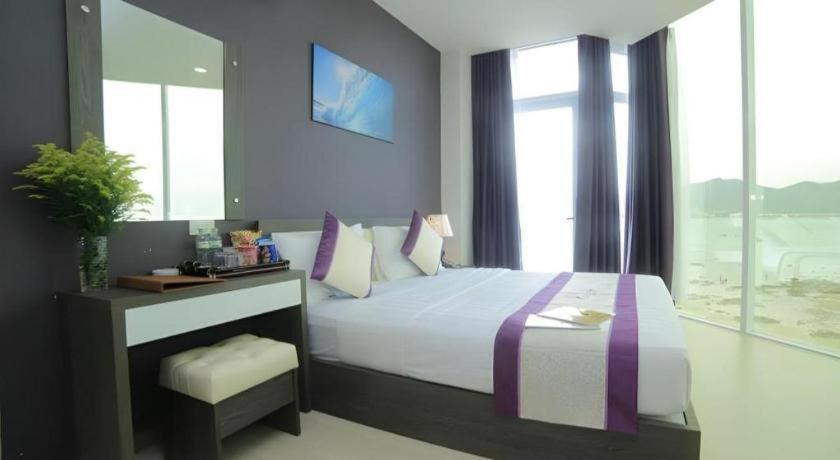 La Mer Hotel На Транг Екстериор снимка