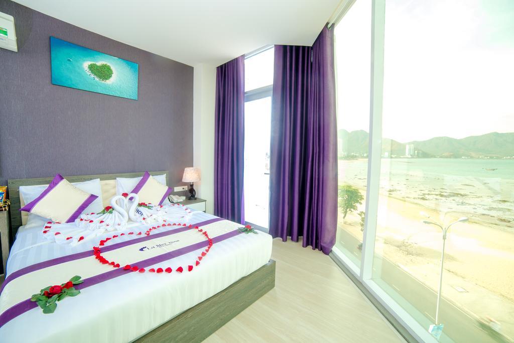 La Mer Hotel На Транг Екстериор снимка