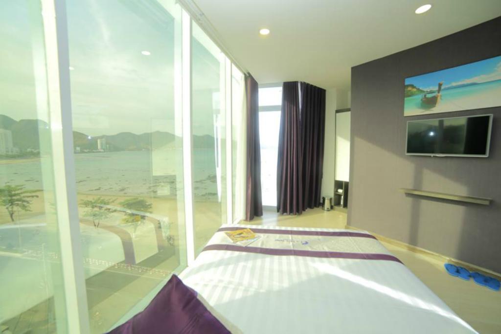 La Mer Hotel На Транг Екстериор снимка